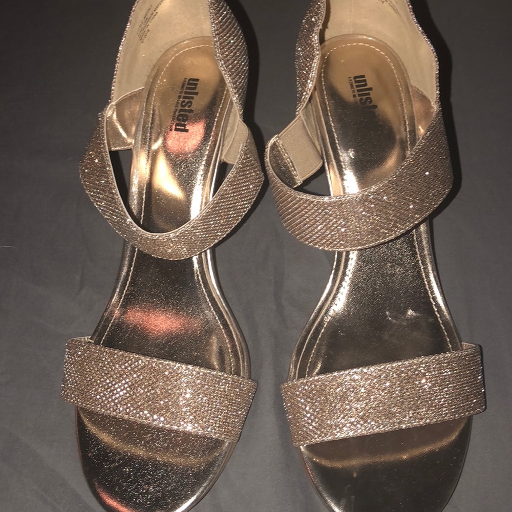 Beautiful Gold Sequin Heels